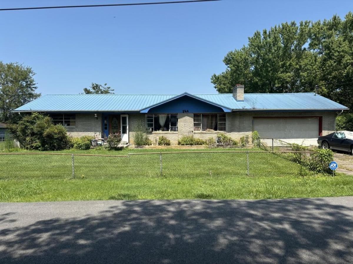 Picture of Home For Sale in Newport, Tennessee, United States