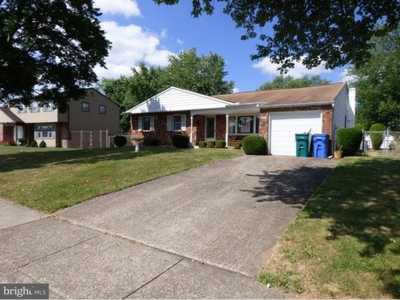 Home For Sale in Fairless Hills, Pennsylvania