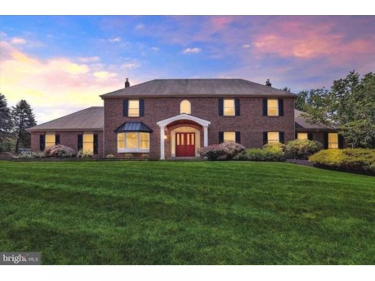 Picture of Home For Sale in Holland, Pennsylvania, United States