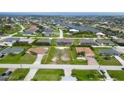 Residential Land For Sale in Cape Coral, Florida