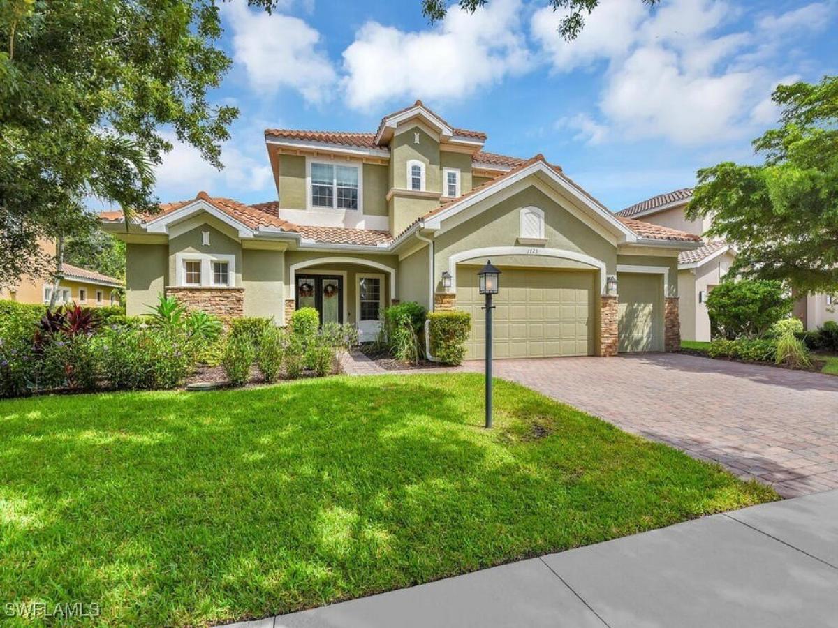 Picture of Home For Sale in Fort Myers, Florida, United States