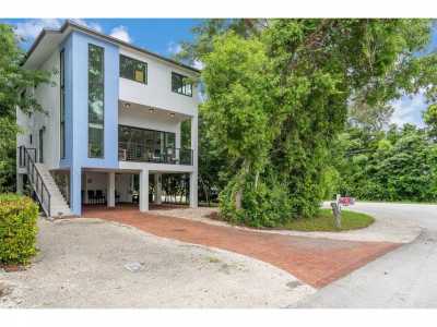 Home For Sale in Key Largo, Florida