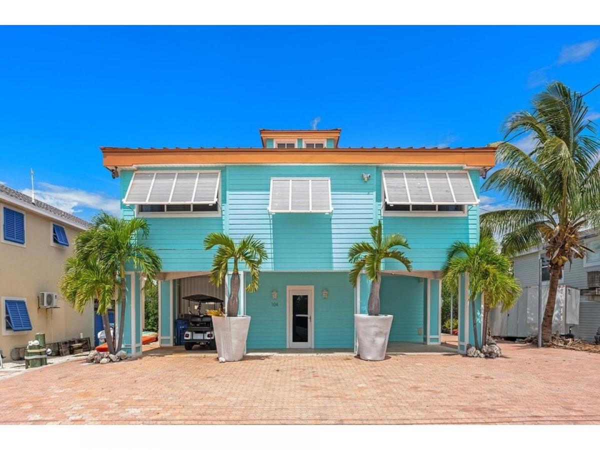 Picture of Home For Sale in Long Key, Florida, United States