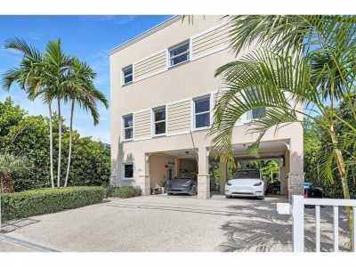 Home For Sale in Key Largo, Florida