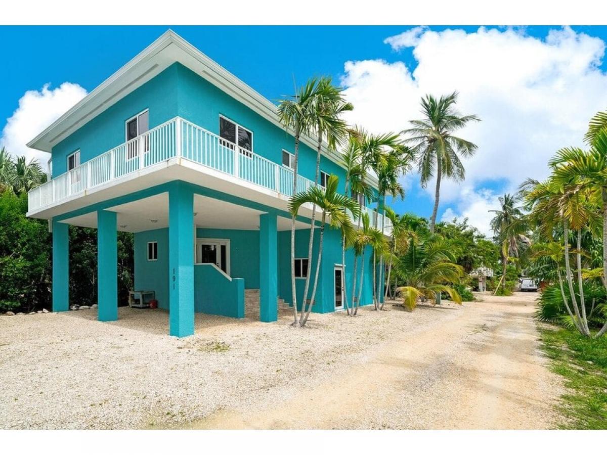 Picture of Home For Sale in Upper Matecumbe Key Islamorada, Florida, United States