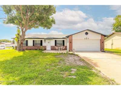 Home For Sale in Port Orange, Florida