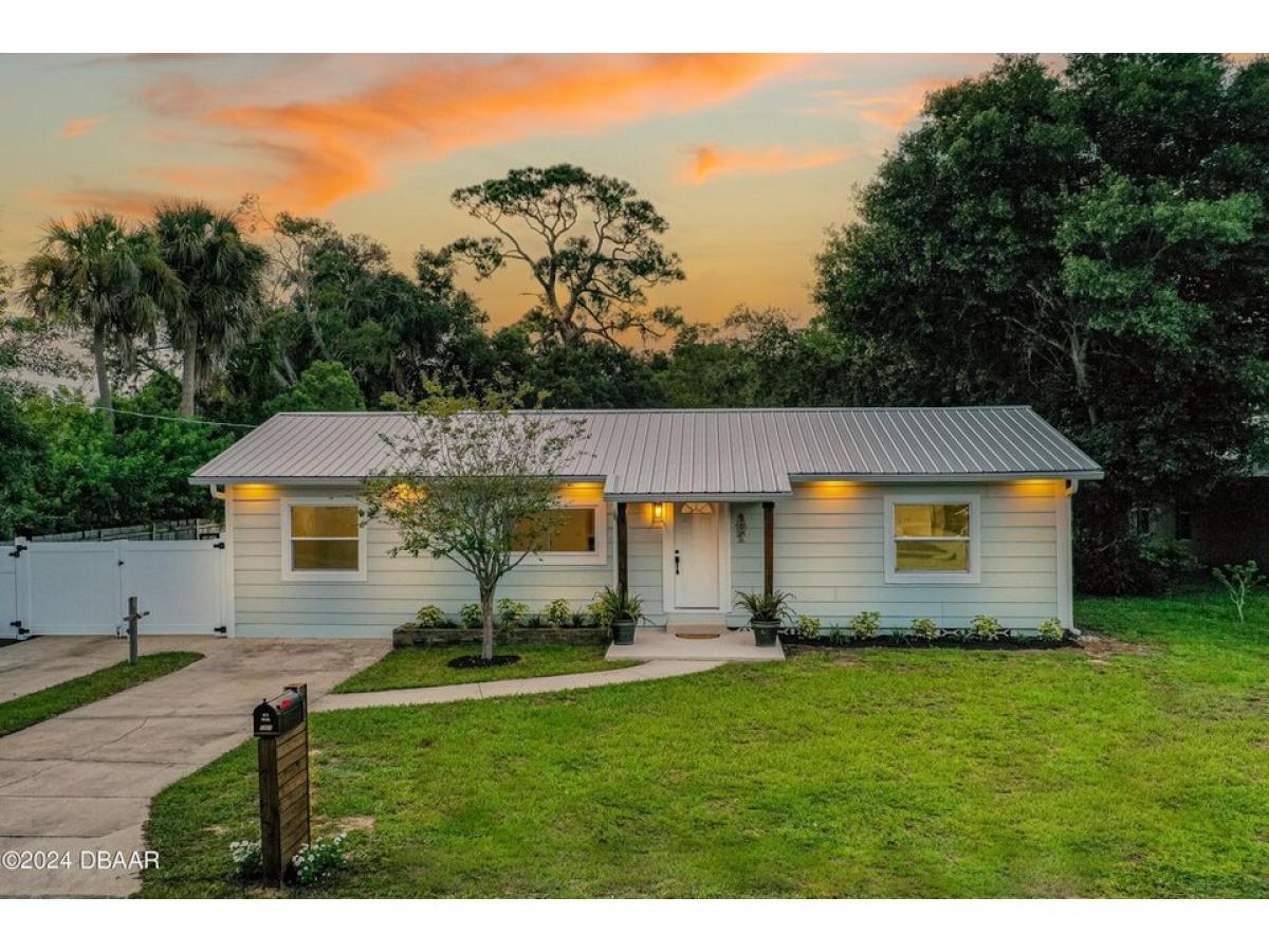 Picture of Home For Sale in Edgewater, Florida, United States