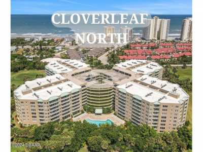 Home For Sale in Daytona Beach Shores, Florida