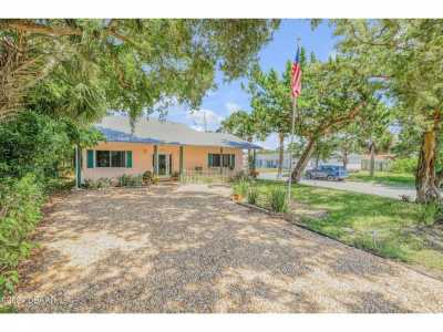 Home For Sale in New Smyrna Beach, Florida