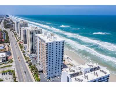 Home For Sale in Daytona Beach Shores, Florida