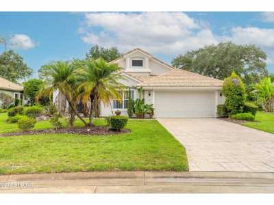 Home For Sale in Ormond Beach, Florida