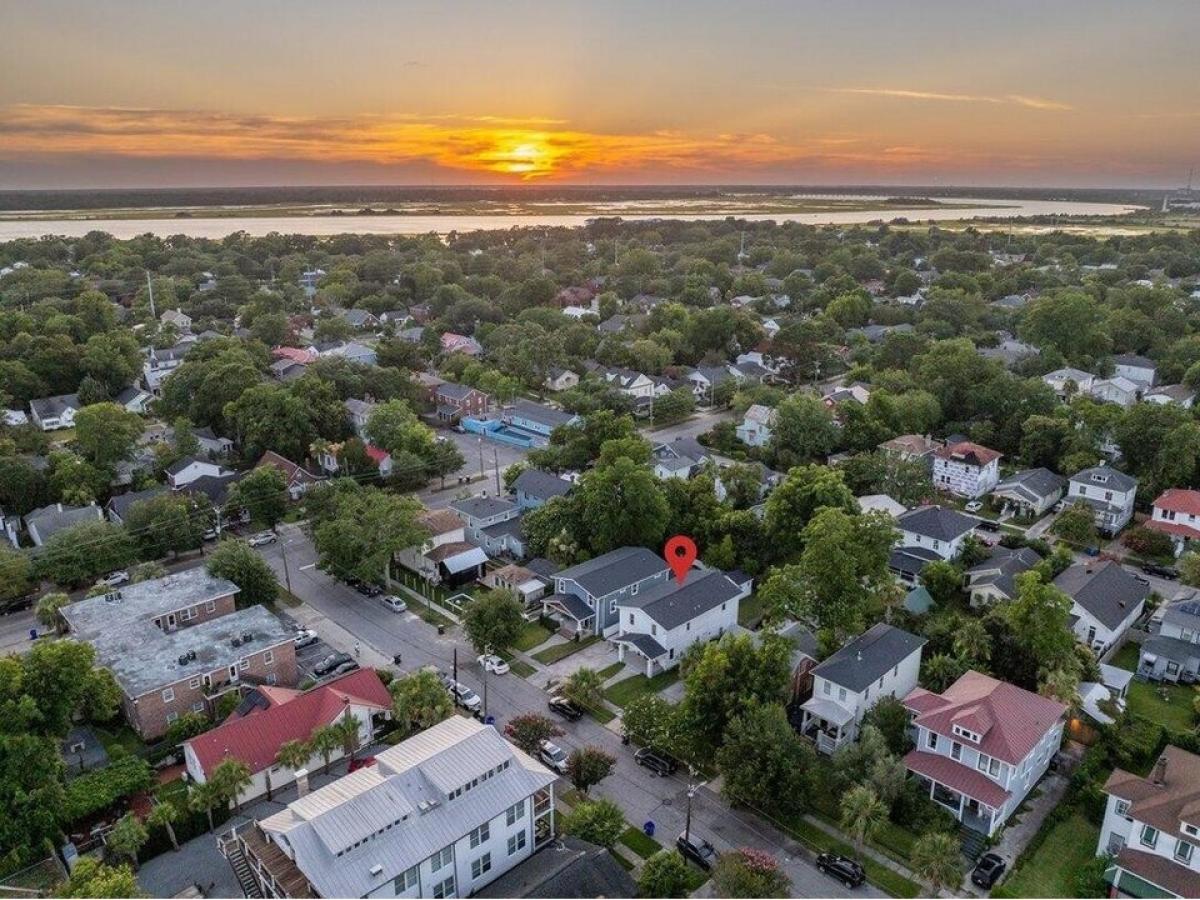 Picture of Home For Sale in Charleston, South Carolina, United States