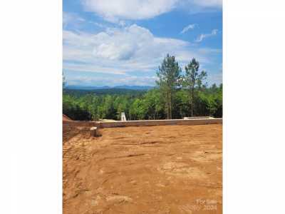 Home For Sale in Rutherfordton, North Carolina