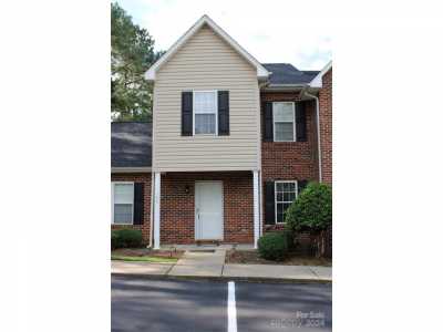 Home For Sale in Hickory, North Carolina