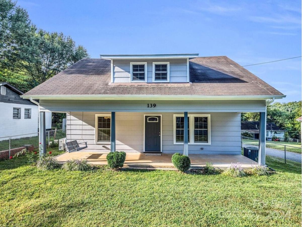 Picture of Home For Sale in Spindale, North Carolina, United States