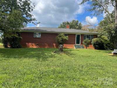 Home For Sale in Ellenboro, North Carolina