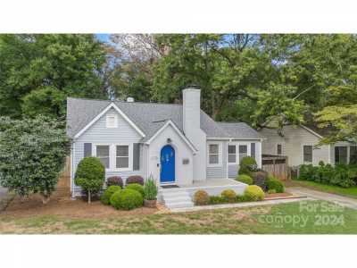 Home For Sale in Charlotte, North Carolina