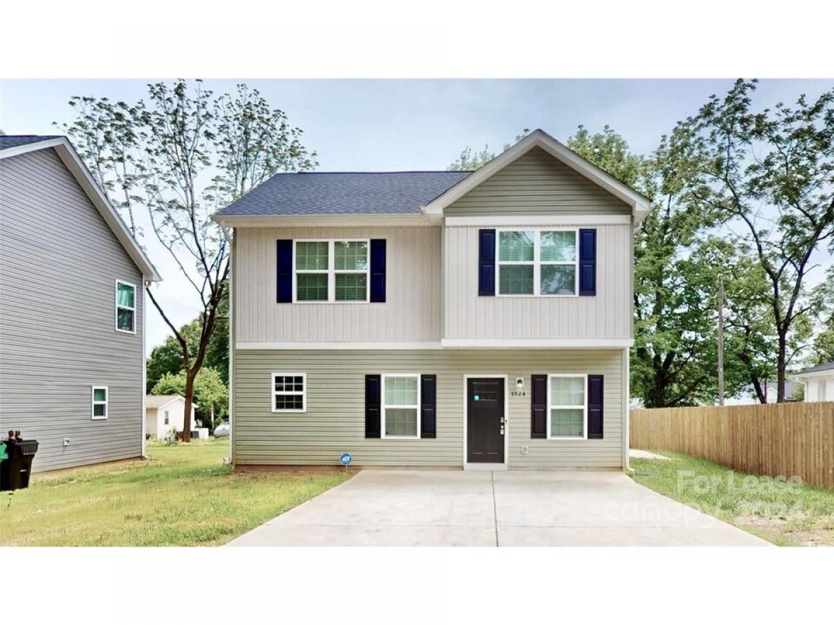 Picture of Home For Rent in Charlotte, North Carolina, United States