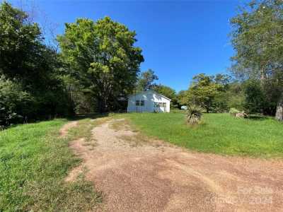 Home For Sale in Connelly Springs, North Carolina