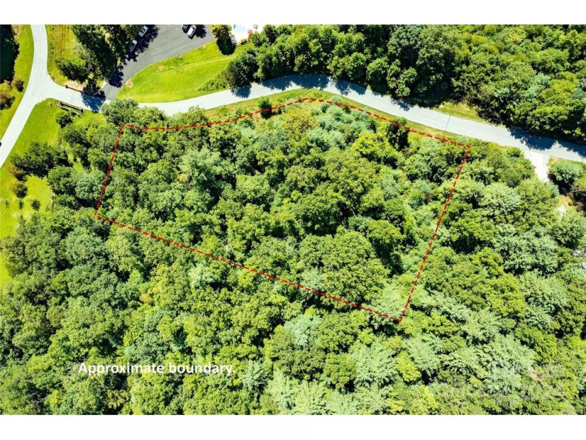 Picture of Residential Land For Sale in Hendersonville, North Carolina, United States