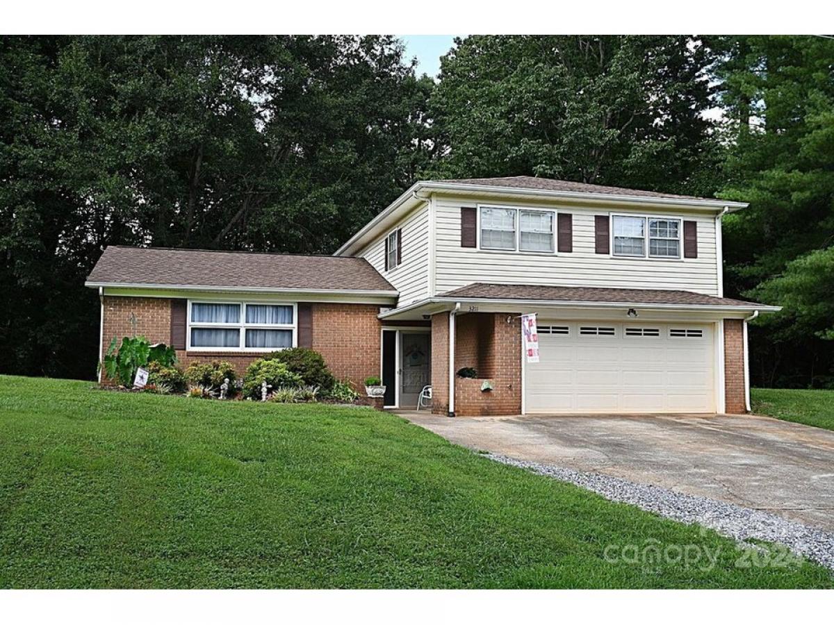 Picture of Home For Sale in Valdese, North Carolina, United States