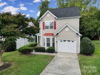 Home For Sale in Fort Mill, South Carolina