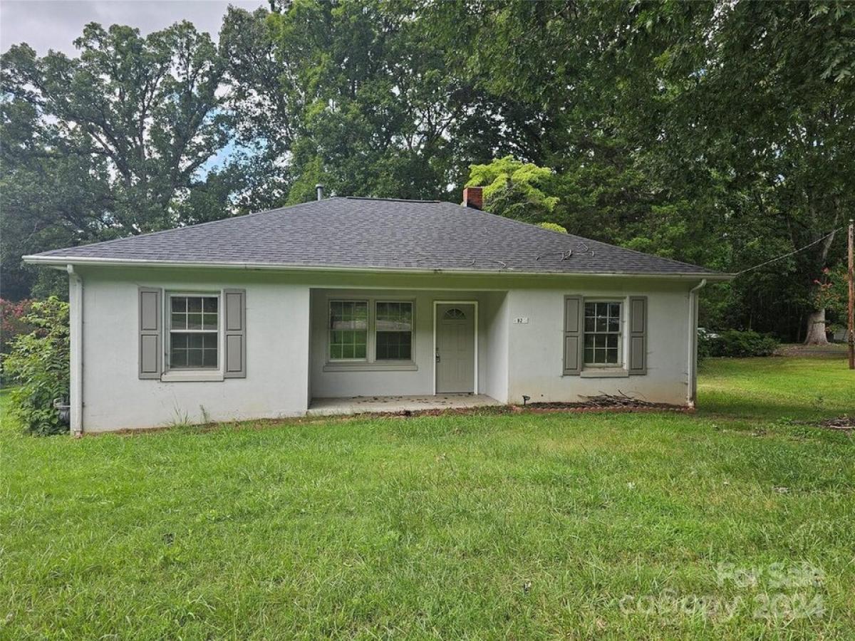 Picture of Home For Sale in Conover, North Carolina, United States