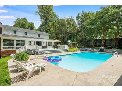 Home For Sale in Brevard, North Carolina