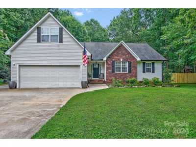 Home For Sale in Salisbury, North Carolina