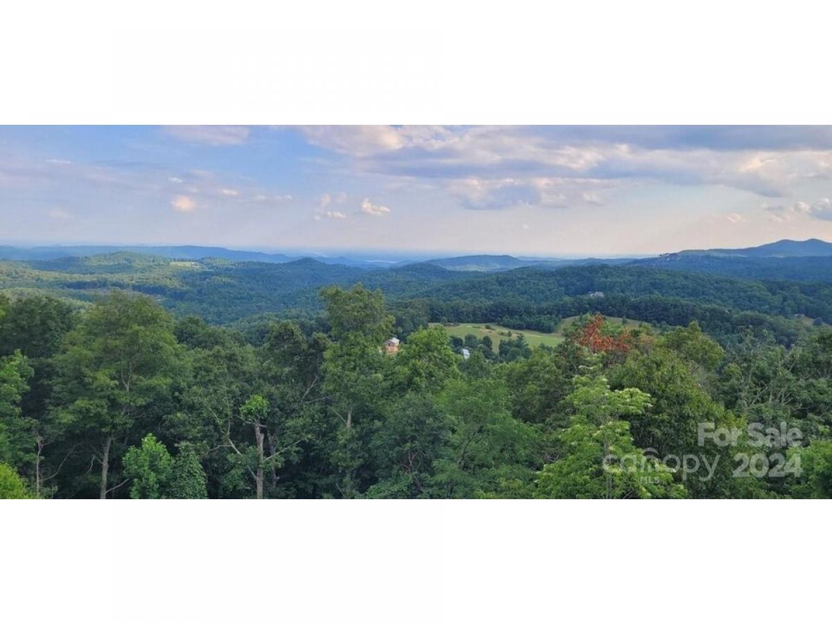 Picture of Residential Land For Sale in Lake Toxaway, North Carolina, United States