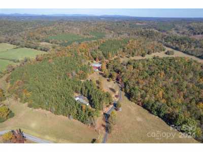 Home For Sale in Rutherfordton, North Carolina