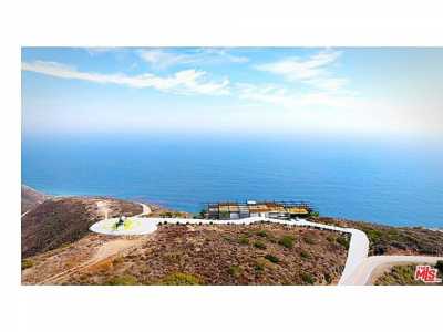 Residential Land For Sale in Malibu, California