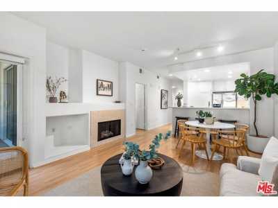 Home For Sale in Playa Vista, California