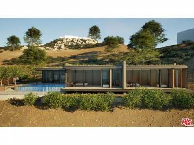 Residential Land For Sale in Topanga, California