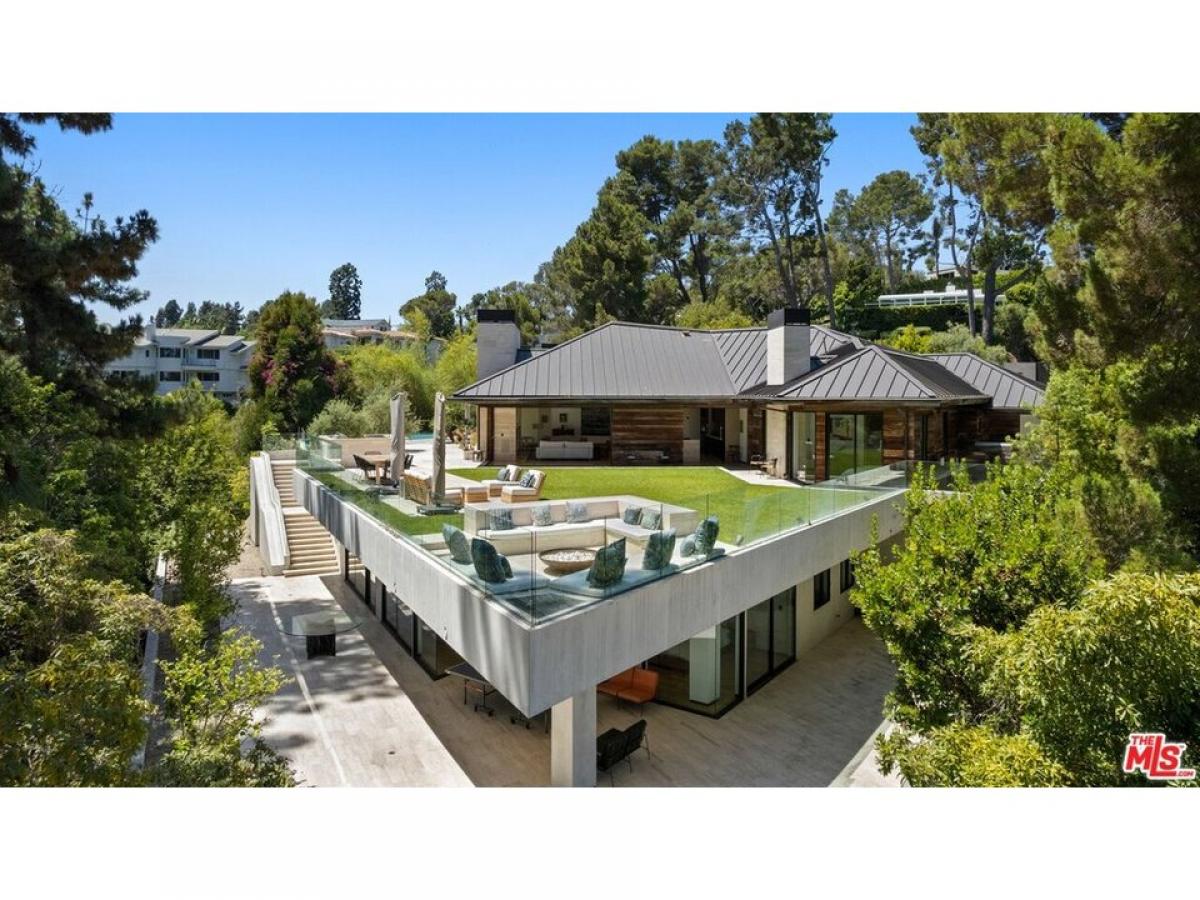 Picture of Home For Sale in Beverly Hills, California, United States