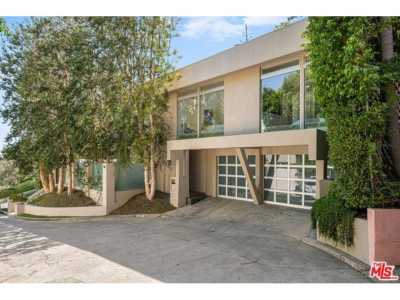 Home For Sale in Los Angeles, California