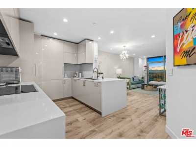 Home For Sale in Marina del Rey, California