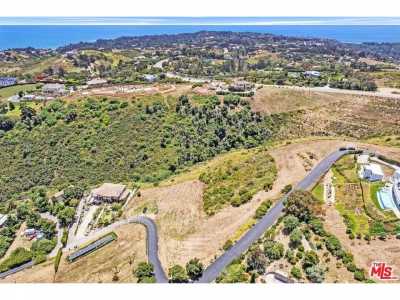 Residential Land For Sale in Malibu, California