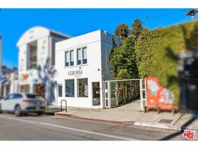 Home For Sale in Venice, California