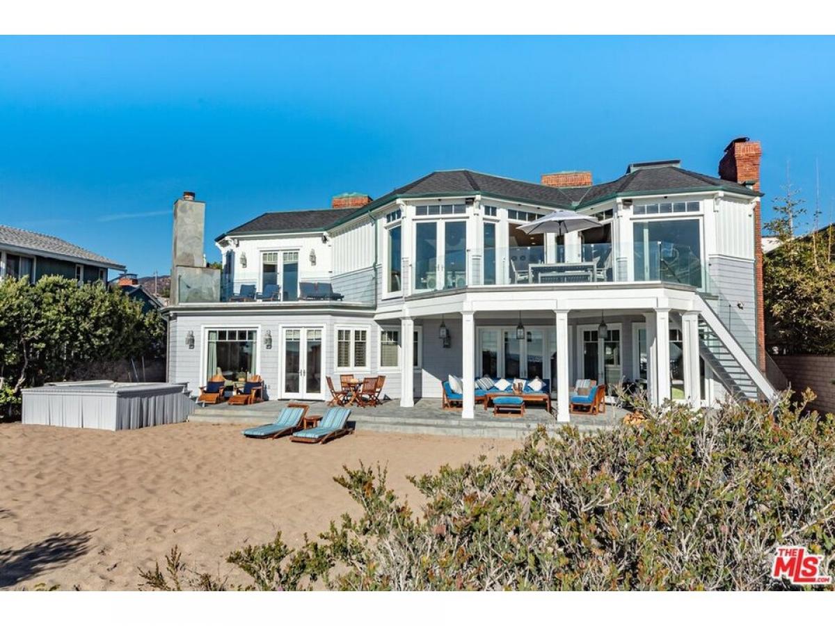 Picture of Home For Sale in Malibu, California, United States