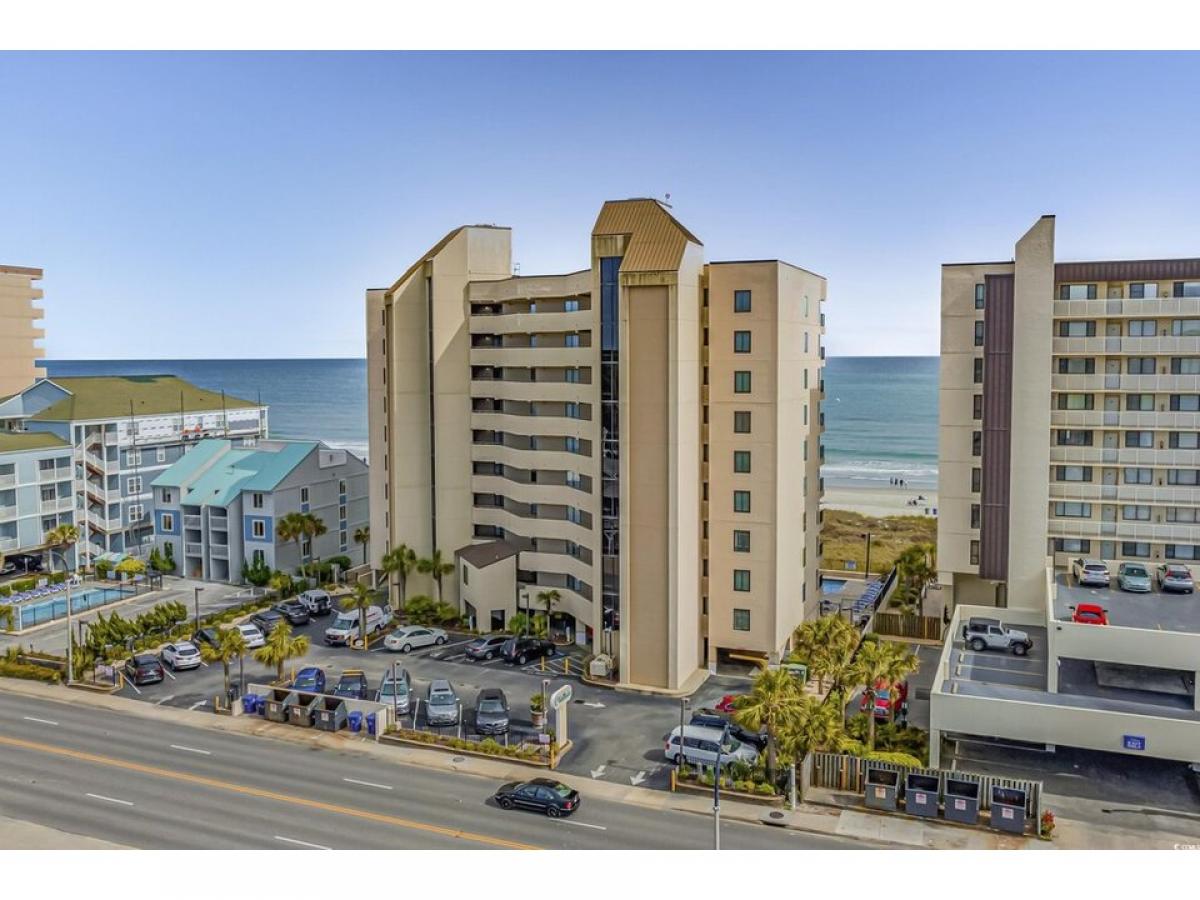 Picture of Home For Sale in North Myrtle Beach, South Carolina, United States