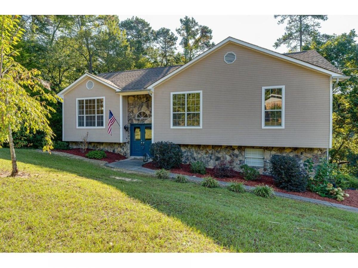 Picture of Home For Sale in Ringgold, Georgia, United States