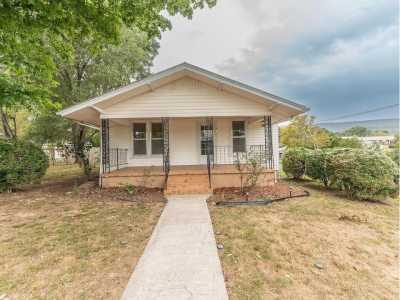 Home For Rent in Pikeville, Tennessee