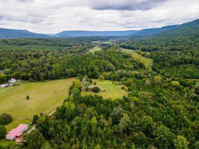 Home For Sale in Rising Fawn, Georgia