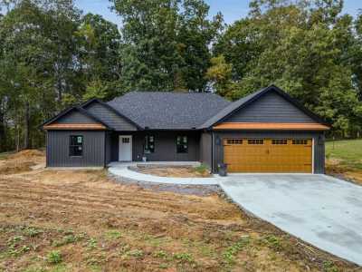 Home For Sale in Trenton, Tennessee