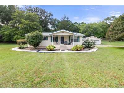 Home For Sale in Harrison, Tennessee