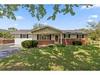 Home For Sale in Whitwell, Tennessee