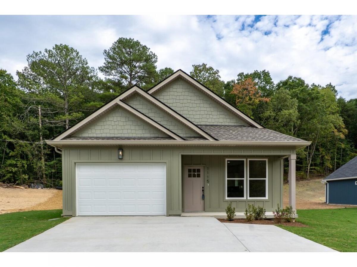 Picture of Home For Sale in Rock Spring, Georgia, United States