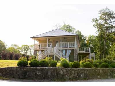 Home For Sale in Lookout Mountain, Georgia