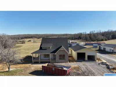 Home For Sale in Graysville, Tennessee